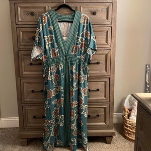 Knox Rose Flutter Sleeve Maxi Kaftan - NWT